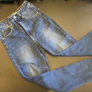Slightly faded ripped high cropped skinny ladies jeans xs